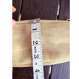 HOBO White/Ivory Gold Patina Leather Small Crossbody Bag Purse Adjustable Strap thumbnail 9