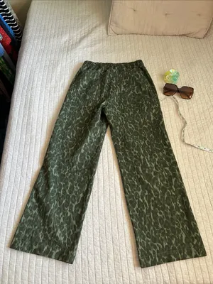 Gap green leopard print khaki cotton, easy wide leg pants XS thumbnail 8