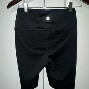 Yogalicious Lux Lightweight Soft Cut-off Biker Shorts S thumbnail 4