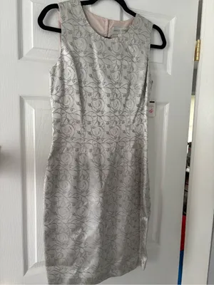 NWT Vintage Maggy London Silver Floral Jacquard Cocktail Sheath Dress Size 4 thumbnail 2
