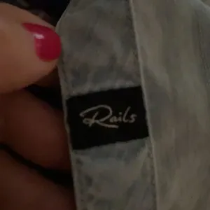 Rails Denim & Plaid Button Down Sleeveless Top thumbnail 7