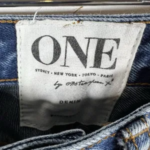 One By One Teaspoon Trashed Free Birds Distressed Low Rise Medium Wash Jeans 24‎ thumbnail 6