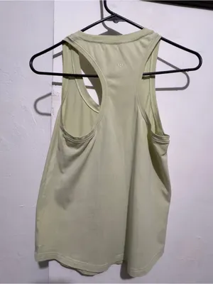 Lululemon thumbnail 3