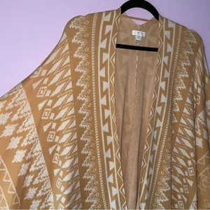 Charming Charlie Knit Ruana Boho Aztec Print Open Front Cardigan Shawl thumbnail 2