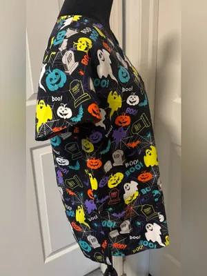 Luv Scrubs V- neck Halloween Nurse, Doctor, Hospital Scrub Shirt Top Pumpkins thumbnail 4