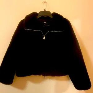 Zara Brand Black Fur Coat Absolutely Gorgeous Like New thumbnail 5