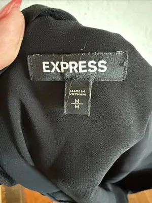 Express Black Women's Satin Camisole Top Women’s Lightweight Layering Size Small thumbnail 3