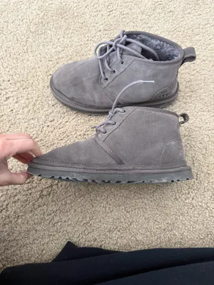 UGG thumbnail 3
