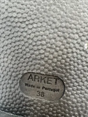 ARKET Black Leather Thong Sandals Women’s EU 38 with gold made in Portugal thumbnail 10