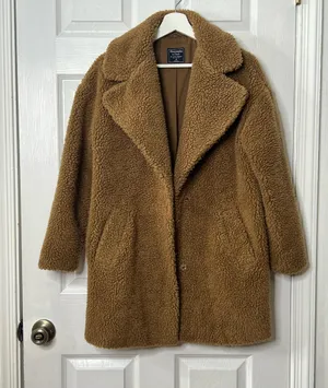 Abercrombie & Fitch Teddy Coat XS Camel Sherpa Faux Fur Cozy Oversized Winter thumbnail 4