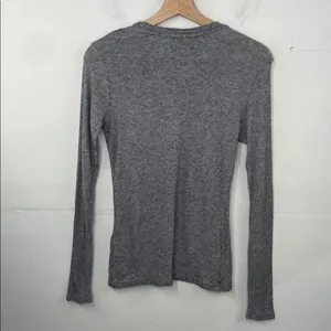 Just Female Heather Gray Long Sleeve Tee Wool Blend size Small thumbnail 4