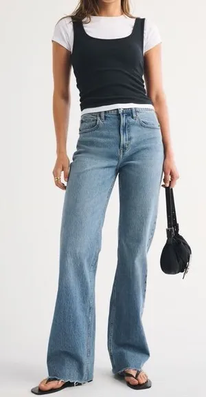 Abercrombie & Fitch High Rise 90s Relaxed Frayed Hem Jeans Size 25 thumbnail 1