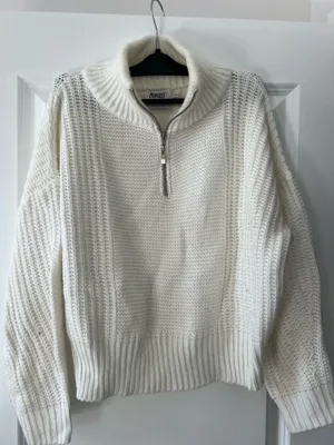 Princess Polly Quarter-Zip Cropped Sweater thumbnail 1