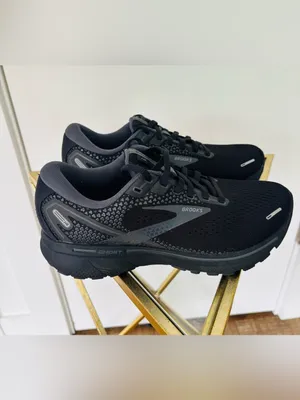 NWOB Women's Brooks Ghost 14 all black running shoes size 6.5 wide (D) thumbnail 5