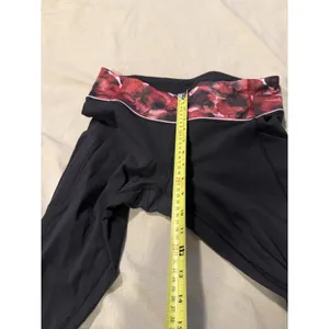 Lululemon Speed Tight Cozy Athleisure Athletic Floral Trim Detail‎ Leggings 8 thumbnail 4
