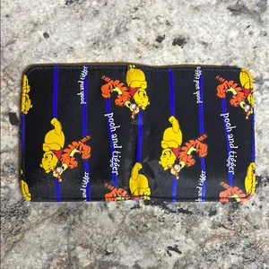 Vintage Winnie the Pooh and Tigger Bifold Wallet - Rare 90’s Disney thumbnail 3