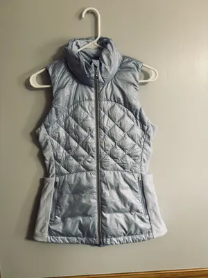 Lululemon Athletica Pastel Light Blue Down For A Run Vest Size 6 thumbnail 11