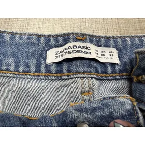 Zara Basic Z1975 Denim Cut Off Shorts Blue Women's Size‎ 6 Beaded Embrodiered thumbnail 4