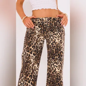 NWT Aelfric‎ Eden Wide Leg Leopard Print Jeans Size 34 thumbnail 11