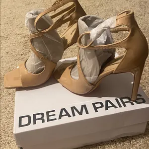 Dream Paris Heels Size 6.5 thumbnail 2