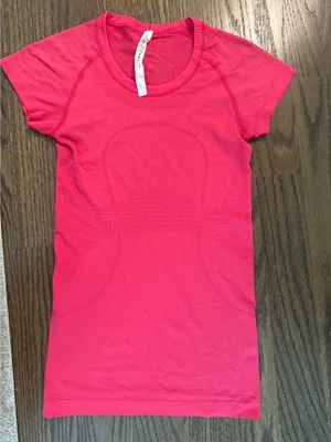 Lululemon Swiftly Short Sleeve thumbnail 1