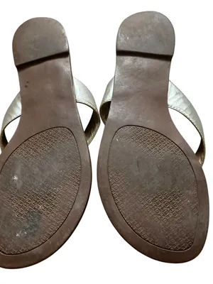 Tory Burch Thora thong sandals metallic leather strap gold logo size 8 thumbnail 3