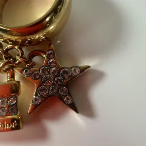 Chloé Paddington Gold Tone Padlock Star Charm Ring Rhinestone Size 6.5 thumbnail 4