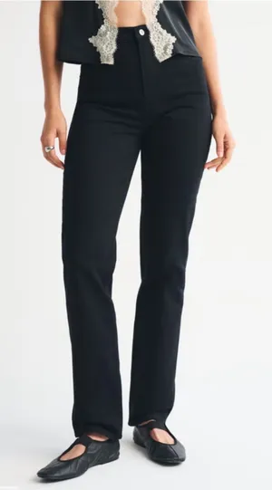 Abercrombie 90s High-Rise Straight Black Jeans thumbnail 1