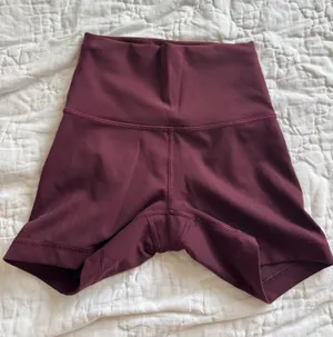 Lululemon Align Shorts 2" thumbnail 1
