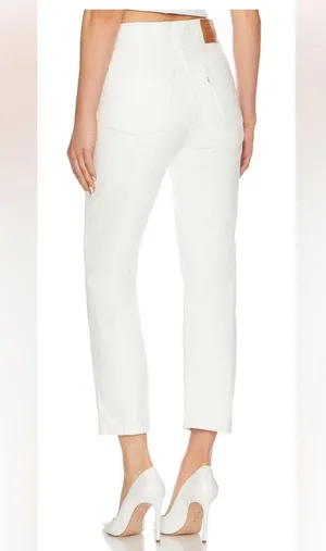 Levi’s Wedgie Striaght Jeans thumbnail 2