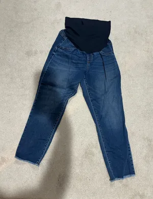 Aglow Women’s Dark Blue Maternity Capri Jeans thumbnail 1