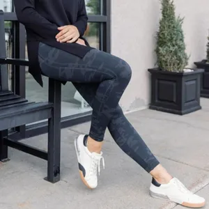 SPANX LOOK AT ME NOW BLACK CAMO LEGGING thumbnail 2