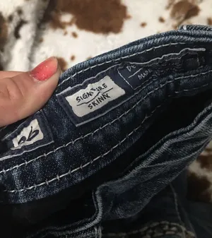 Miss Me Skinny Jeans thumbnail 6