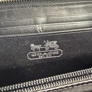 COACH y2k Black Canvas Leatherware Legacy Signature Wallet thumbnail 6