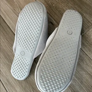 Pottery Barn slippers thumbnail 5