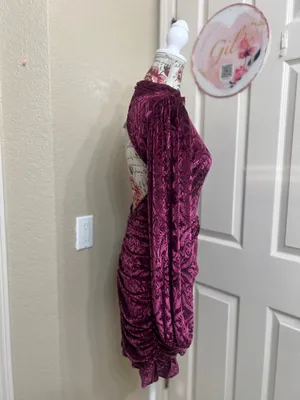 NWT VICI Salem Ruched Velvet Mini Dress Purple Burgundy size S thumbnail 3