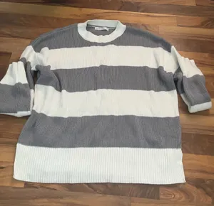 Moon & Maddison Striped sweater oversized thumbnail 1