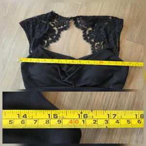 Black Lace Cap Sleeve Dress Sz 8 Cowl Neck Ruched Flattering Cocktail HOCO Gala thumbnail 11