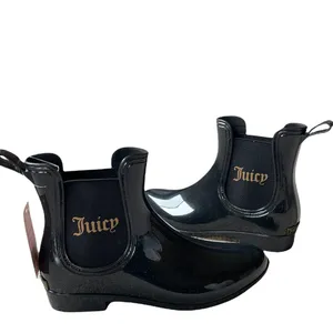 NWT Juicy Couture Black Sparkle Rain Chelsea Logo Boots SZ-9 thumbnail 4