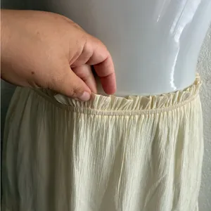 Windsor Cream Front Slit Tiered Maxi Skirt S thumbnail 7