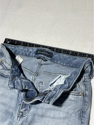 Aeropostale Women's Light Wash Skinny Jeans Size 4 Regular thumbnail 2