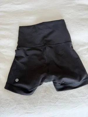 Lululemon Shorts Speed Up Black thumbnail 2