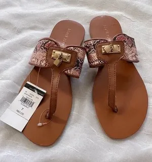Black Rivet sandals thumbnail 1