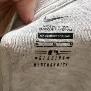 Nike Women's New York Yankees Long Sleeve T-Shirt White Size M thumbnail 7