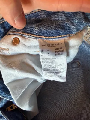 American Eagle High Rise Mom Jeans thumbnail 5