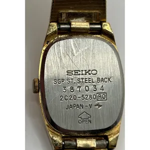 Seiko Quartz Ladies Watch Gold Tone Rectangle Case Textured Band‎ 387034 thumbnail 8