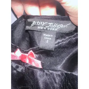 Betsey Johnson Black Silk Mini Dress Satin Bust Pink Bow IV30260 Size 2 NWT Flaw thumbnail 4