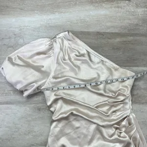 Elliatt Cinda Dress in Pearl thumbnail 3