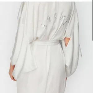 Victoria’s Secret Bling Angel Rhinestone Robe thumbnail 3