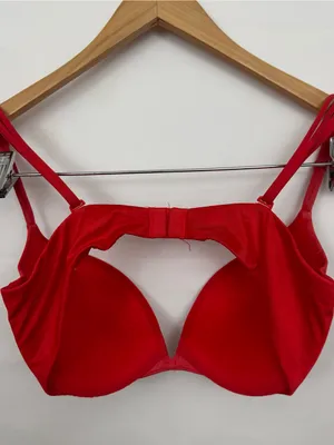 Victoria’s Secret Very Sexy Red Push Up Bra 34C thumbnail 3